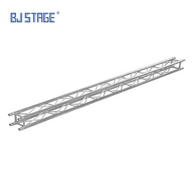 Cina Non Rust Black Mini Truss Frame 100mm*100mm Size For Stage And Lighting Truss Aluminum in vendita