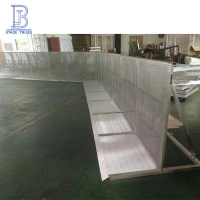 China Durable High Impact Resistance Aluminum Folding Crowd Control Stage Barriers For Sale en venta