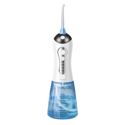 China IPX7 Waterproof Professional Rechargeable Oral Irrigator Portable Floss Water Spray Dental Cleaning Oral Irrigator for sale