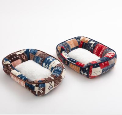 China 2021 HISAZUMI WHOLESALE WELL DESIGNED FLANNEL FLEECE LUXURY PET BED for sale