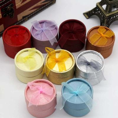 China High Grade Recyclable Round Jewelry Box Kraft Paper Custom Bracelet Gift Box for sale