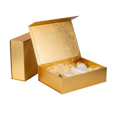 China Recyclable High Quality Custom Printing Foldable Packaging Box Magnet Closure Gift Cardboard Boxes for sale