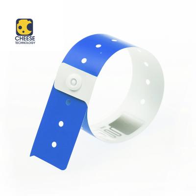 China 13.56mhz ISO14443A Waterproof Disposable NFC PVC Wristband NFC Wristband for Event PVC Wristband for sale