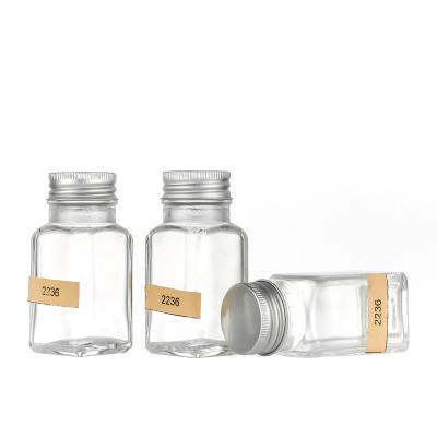 China Food Custom Design Empty Packaging 75ml Square Bottles Glass Spice Spice Packaging Jar With Screw Cap for sale