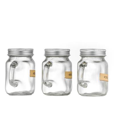 China Wholesale Food Square Shape Spice Glass Bottles / Jar With Lids Metal Shaker Seasoning Jar for sale