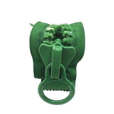 China Sustainable Teeth 4mm Corn Puller 8 5 Apparel The Yard Closure Slider Roll Logo Bulk Open Close End Custom Resin Plastic Zippers for sale