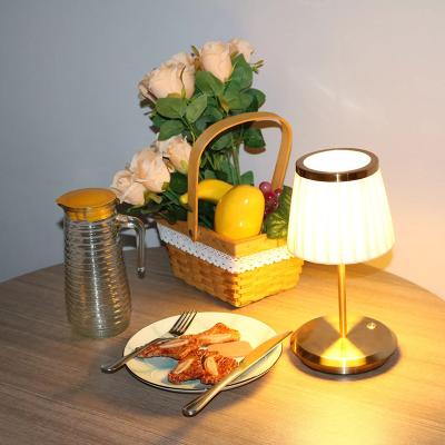 China Wholesale European Hotel LED Reading Lamp Restaurant Energy Saving Aluminum Table Lamp For Dinner for sale