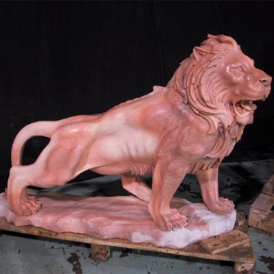 China Outdoor Decoration Life Size Stone Lion Statues Garden Decorative Red Marble Lion Statue Western White Marble Lion Statue Sale for sale