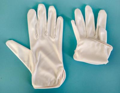 China Anti Static Bleached White 100% Polyester Microfiber Work Gloves For Sale for sale