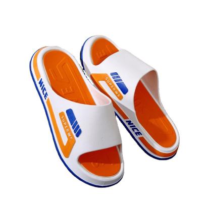 China Light Weight Summer Outside Wear Slippers New Fashion Non-Slip Slippers for sale