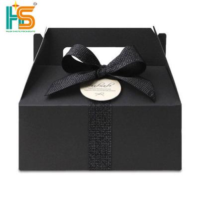 China Recyclable Christmas Cake Boxes Foldable With Ribbon Tuck Top Cardboard Box Shipping Packaging Paper Cosmetic Box Custom Logo for sale