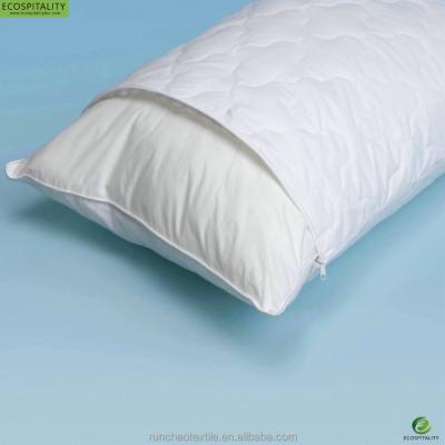 China Durable 100% Polyester Waterproof Hotel Pillow Protector With Zipper for sale