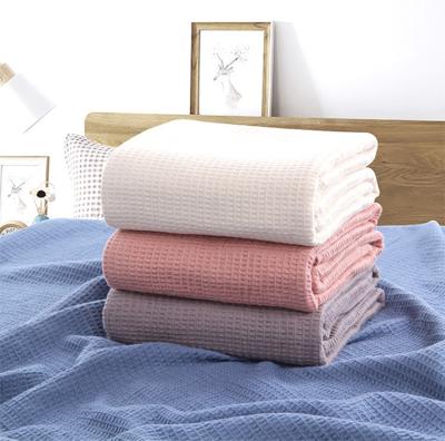 China Anti Dust Mites 100% Cotton Waffle Blanket for sale