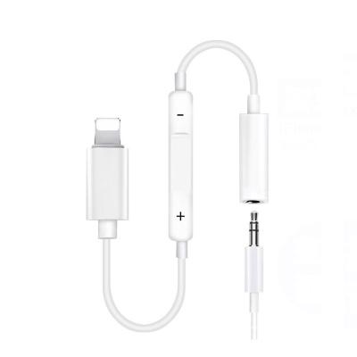 China 2020 Wholesale Mobile Phone Voice Control 3.5mm Jack Adapter For Audio IPhone 12 for sale