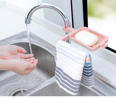 China Sustainable hits innovative pp clip on water pipe bathroom kitchen tablewire rack for sale