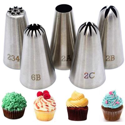 China Large Hot Sale 5pcs Seamless Pastry Piping Tip Seamless 304 Stainless Steel Cake Decorating Tools Icing Piping Nozzle Tips Set for sale