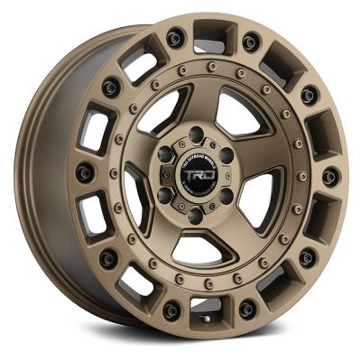 China 2022 offroad modification new design with 17 inch 5x127 pcd 6x139 7 bronze bead lock hub off road wheels rims for sale