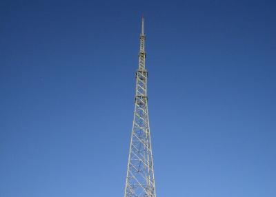 China Plata durable de la altura de la torre de antena de radio los 70m/sellado blanco de la prensa hidráulica del color en venta