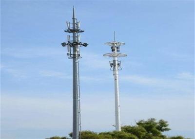 China torre de antena de radio de plata de los 60m Q235B/de la velocidad de Q345B 250 kilómetros por hora máximos de acero en venta