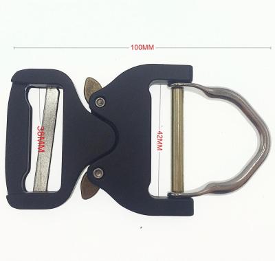 China Nickel Free Manufacturers Customized ZINC ALLOY Quick Release Buckles For Garment Bags for sale