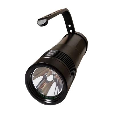 China DL-B14 High Power Super Bright Spot Led SST40 2500lm Rechargeable Underwater Search Light 150m Diving Torch for sale