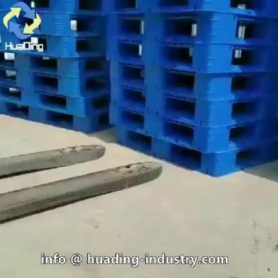 Cina Materiale riutilizzabile dell'HDPE dello scaffale del pallet del magazzino di dimensione standard dell'entrata di 4 modi in vendita