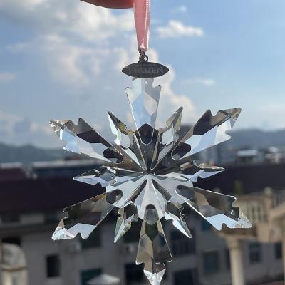 China 2022 New Design Europe Christmas Crystal Snowflake Crystal Glass Ornament For Christmas Tree Decor for sale