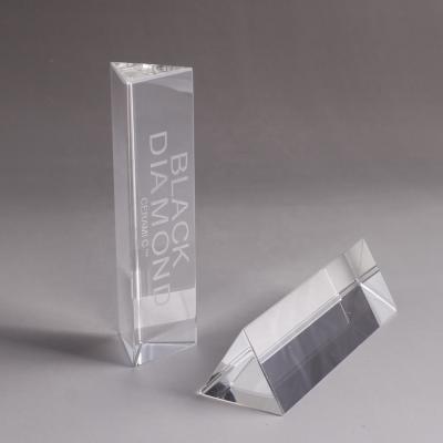 China Wholesale Europe Triangle Crystal Prism Paperweight Clear Optical Etched Glass Triangular Prism For Sale for sale