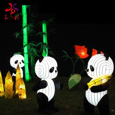 China Life Size Animal Shape Panda Zigong Lantern Festival Decoration Lanterns Silk Lantern for sale