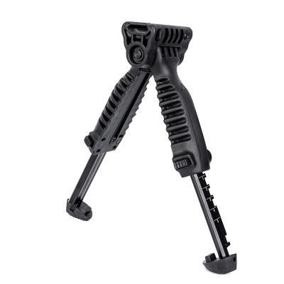 China Twist Lock Leg Lock Adjustable Hunting Tripod With Quick Shoe Plate for sale