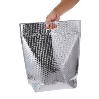 China Modern High Quality Insulated Silver Thermal Cooler Handbag For Picnic for sale