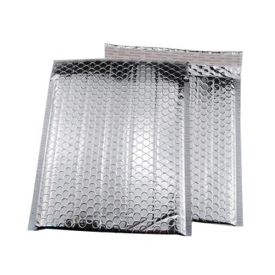 China Food Insulated Temperature Controlled Casing Mailers Pad For Food Beverage Industry Pharmaceuticals for sale