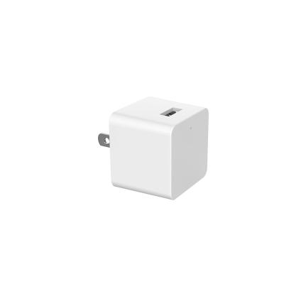 China USBA side hot sale 2022 USB A charger 5V2.4A mobile phone fast USB wall charger travel plug for sale