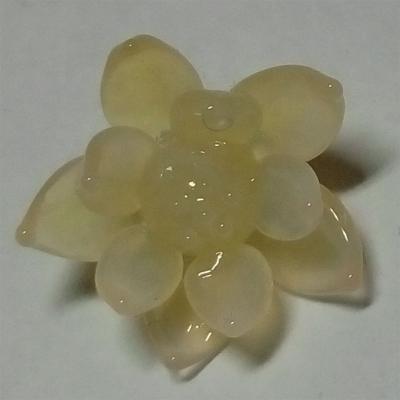 China Art Glass Flower Cut Borosilicate Glass Gold Jade Lotus Flower Glass Beads Blown Murano People for sale