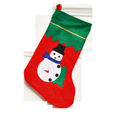 China Eco-friendly Wholesale Applique Christmas Stocking Luxury Nonwoven Home Classic Classic Decoration for sale