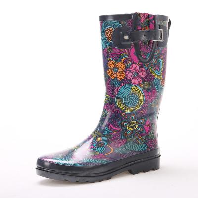 China Wholesale Customized Goods 2018 Decorative Waterproof Women Water Rain Boots With Buckle Durable Waterproof Knee High Women Rain Hot Sale Rubber Shoe for sale