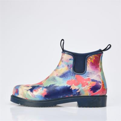 China 2019 hot sale women waterproof decorative goods waterproof neoprene rubber ankle dung colorful printing wholesale short boots for sale