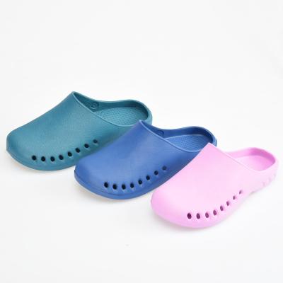 China Wholesale Waterproof Non-slip Kitchen EVA Garden Clog Safety Work Hospital Operating Room Medical Shoes for sale