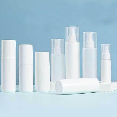 China Empty Fine Mist Spray Bottles 30ml 50ml 80ml 100ml Transparent Plastic Spray Bottle for sale