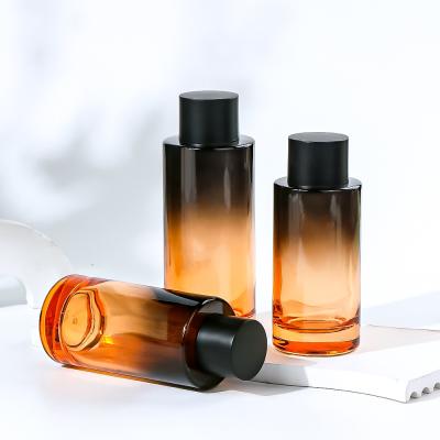 China High-End Luxury Pump Bottle And Jar Cosmetic Set 100ml 120ml Moisturizer Makeup Spray Remover Glass Bottle for sale