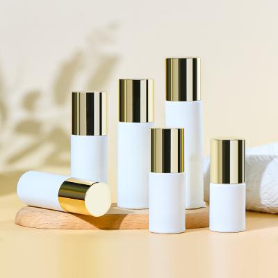 China Private Labeling Custom Cosmetic Bottles with Secure Caps and Leak-Proof Design for sale