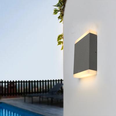 China Hotel room/waterproof indoor outdoor led hallway light/courtyard wall/villa/new style squares parks modern balacony staircase for sale