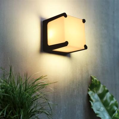 China Hotel room/corridor/courtyard/villa/outdoor garden balacony aluminum surface mounted modern decorative rectangular LED wall lamp for sale