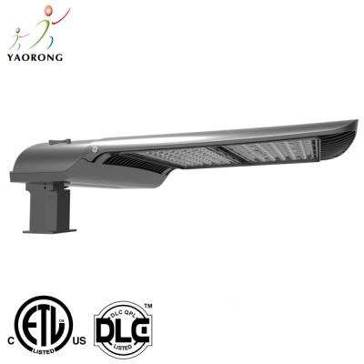 China ROAD Waterproof IP66 IK10 150lm/W LED Street Light Meanwell Driver 5-10 Years Warranty for sale