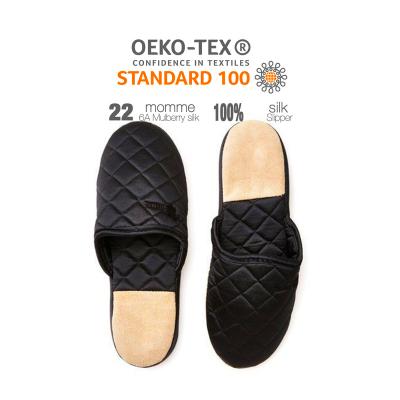 China Damping New Design Quilted Slipper Satin Slippers Custom Made Silk Sleep Slippers for sale