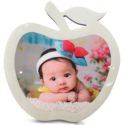 China Morden MD-031 Handcraft Big Apple Shape Globulite MDF Photo Frame With Sublimation Aluminum Sheet for sale