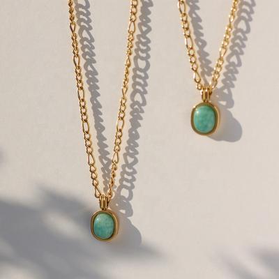 China FASHIONABLE Wholesale Custom 18k Gold Plated Stainless Steel Jewelry Natural Green Amazon Gem Stone Pendant Necklace Figaro Chain for sale