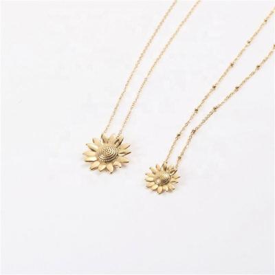 China Lead Free Nickel Free Jewelry 18K Gold Plated Daisy Sunflower Pendant Necklace Stainless Steel Necklace Tarnish Free Jewelry Wholesale for sale