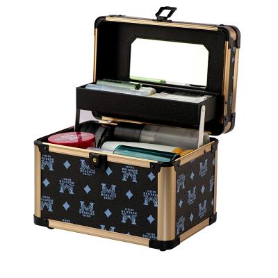 中国 Professional Portable Aluminum Cosmetic Storage Organizer For Nail Polish Artist With Drawer and Dividers 販売のため