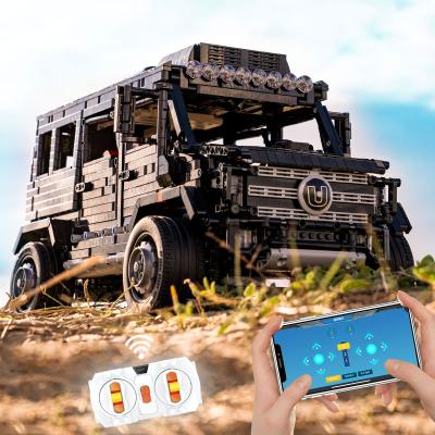 China Toy Moyu Blocks Technic Building Blocks Set Legos OEM Cars Benz Unimog MOC Building 1/8 Toy Car 4*4 Off Road for sale